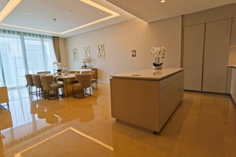 Condo in Bangkok, Thailand, 5 bedrooms  № 181147 - photo 29