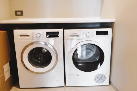 Condo in Bangkok, Thailand, 5 bedrooms  № 181147 - photo 28