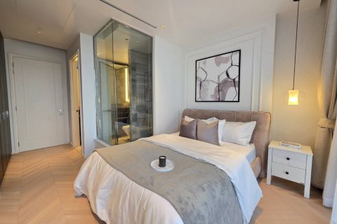 Condo in Bangkok, Thailand, 2 bedrooms  № 181148 - photo 22