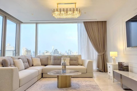 Condo in Bangkok, Thailand, 2 bedrooms  № 181148 - photo 1