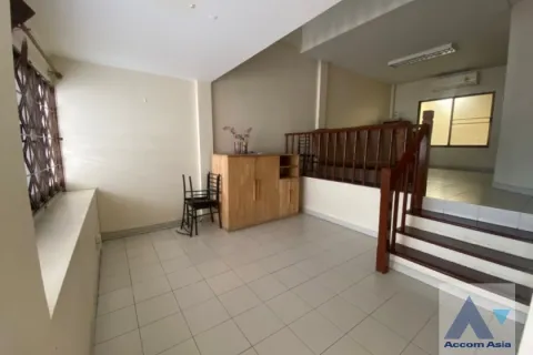 Reihenhaus in Wang Thonglang, Bangkok, Thailand 3 Schlafzimmer № 219282 - Foto 4
