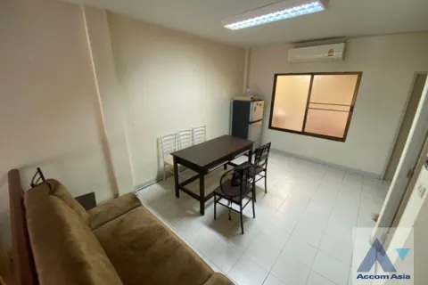Reihenhaus in Wang Thonglang, Bangkok, Thailand 3 Schlafzimmer № 219282 - Foto 5
