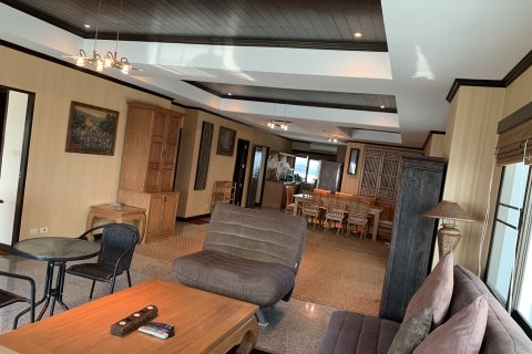 Condo à Pattaya, Thaïlande, 3 chambres № 156507 - photo 9