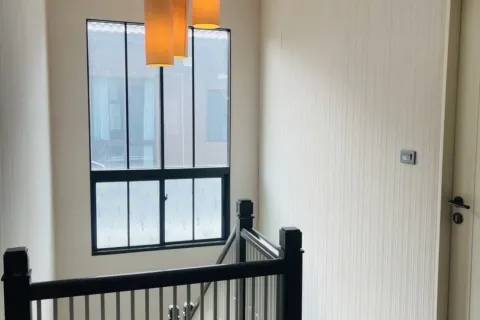 House in San Sai, Thailand 3 bedrooms № 156506 - photo 3