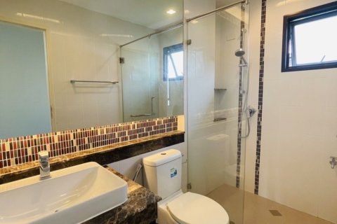 House in San Sai, Thailand 3 bedrooms № 156506 - photo 6