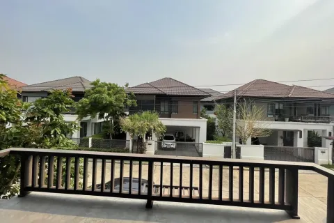 House in San Sai, Thailand 3 bedrooms № 156506 - photo 2