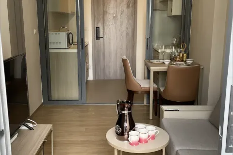 Studio in the Condo in Watthana, Bangkok, Thailand  № 156504 - photo 4