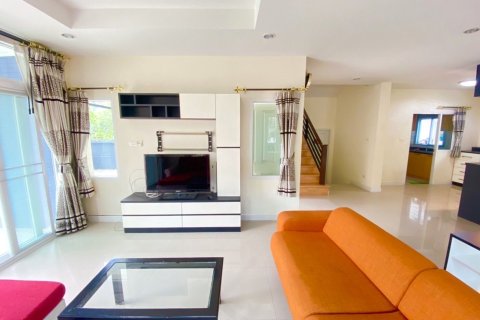 House in Pattaya, Thailand 3 bedrooms № 156502 - photo 16