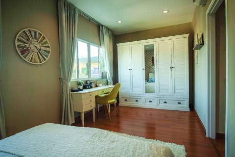 House in Bang Lamung, Thailand 4 bedrooms № 205373 - photo 12