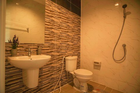 House in Bang Lamung, Thailand 4 bedrooms № 205373 - photo 8