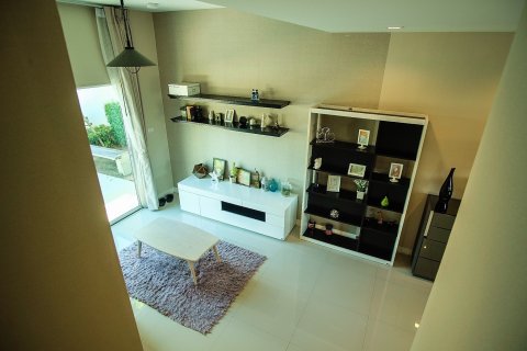 House in Bang Lamung, Thailand 4 bedrooms № 205373 - photo 28