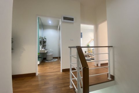 House in Pattaya, Thailand 4 bedrooms № 205374 - photo 12