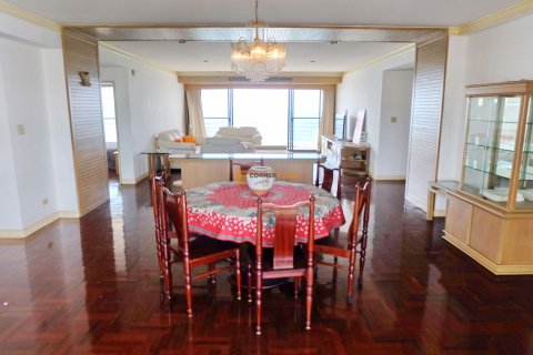 Студия в кондо на Пляж Джомтьен, Паттайя, Таиланд № 26311 - фото 6