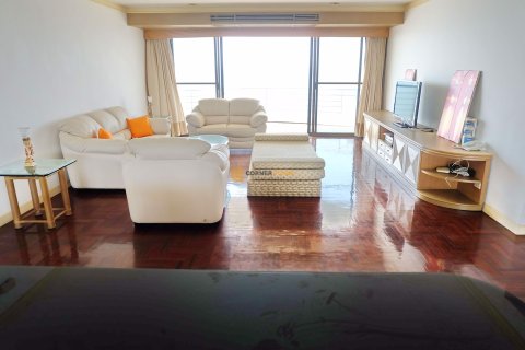 Студия в кондо на Пляж Джомтьен, Паттайя, Таиланд № 26311 - фото 2