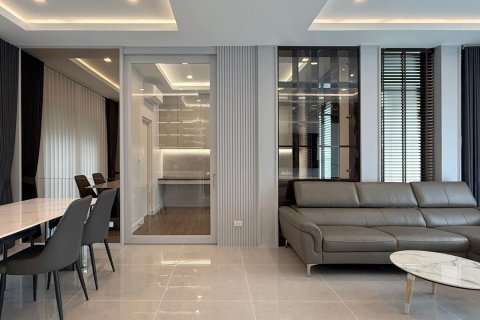 Дом в Банг Каео, Таиланд с 4 спальнями  № 150052 - фото 4