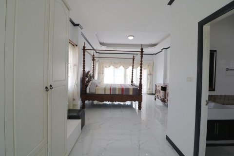 Дом в Удонтхани, Таиланд с 5 спальнями  № 150055 - фото 26