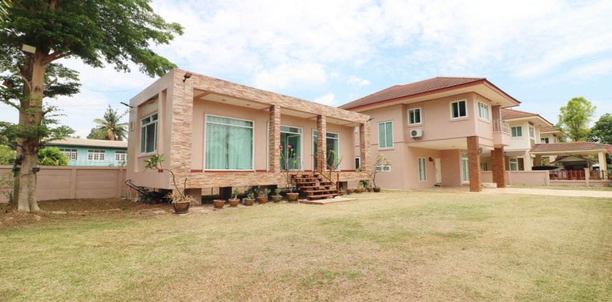 Дом в Удонтхани, Таиланд с 5 спальнями  № 150055