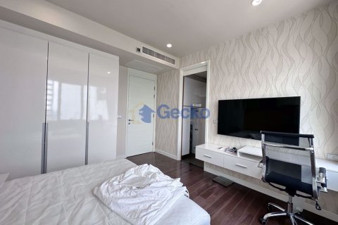 Condo in Pattaya, Thailand, 3 bedrooms  № 196683 - photo 16