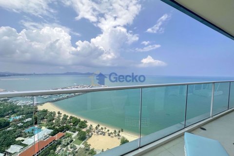 Condo in Pattaya, Thailand, 3 bedrooms  № 196683