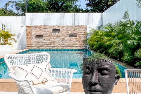 House in Ko Samui, Thailand 5 bedrooms № 139378 - photo 24