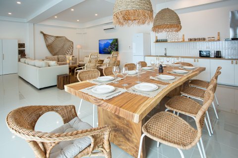 House in Ko Samui, Thailand 5 bedrooms № 139378 - photo 4