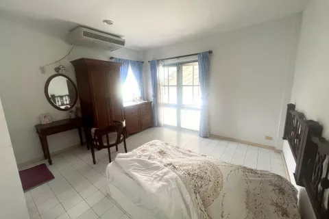 House in Hua Hin, Thailand 3 bedrooms № 139375 - photo 12