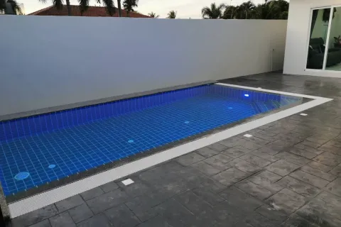 Villa in Pattaya, Thailand 2 bedrooms № 154868 - photo 4