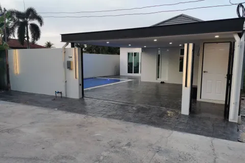 Villa in Pattaya, Thailand 2 bedrooms № 154868 - photo 5