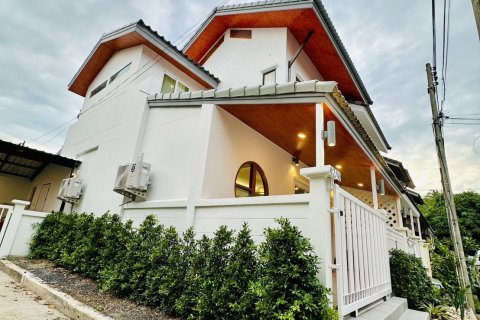 Townhouse in Ko Samui, Thailand 3 bedrooms № 154867 - photo 2