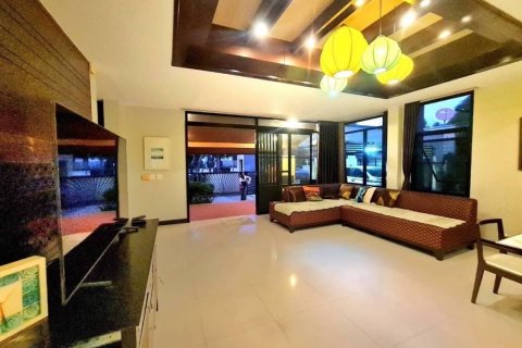 Maison à Pattaya, Thaïlande 3 chambres № 141418 - photo 2