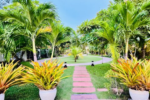 Condo à Pattaya, Thaïlande, 3 chambres № 137799 - photo 22