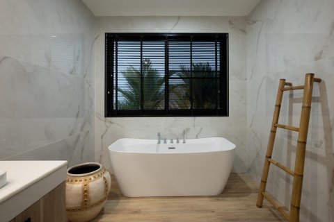 Villa à Phuket, Thaïlande 4 chambres № 137801 - photo 27