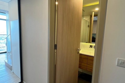 Studio dans le Condo à Huai Khwang, Bangkok, Thaïlande  № 147119 - photo 20