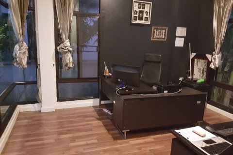 Дом в Банг Кхун Тхиане, Бангкок, Таиланд с 4 спальнями  № 147117 - фото 9