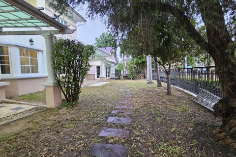 บ้านในจตุจักร, กรุงเทพฯ, ประเทศไทย 4 ห้องนอน № 201138 - รูปถ่าย 4