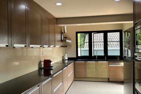 Villa in Phuket, Thailand 3 bedrooms № 135437 - photo 15