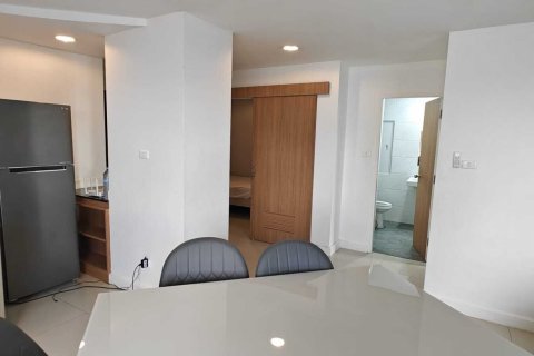 Кондоминиум с 2 спальнями в Ваттхане, Бангкок, Таиланд № 135431 - фото 7