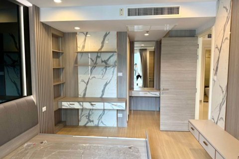 Кондоминиум с 2 спальнями в Ян Наве, Бангкок, Таиланд № 135435 - фото 2