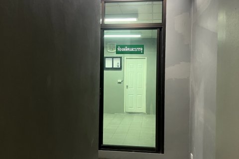 Townhouse in Bangkok, Thailand 7 bedrooms № 135432 - photo 7