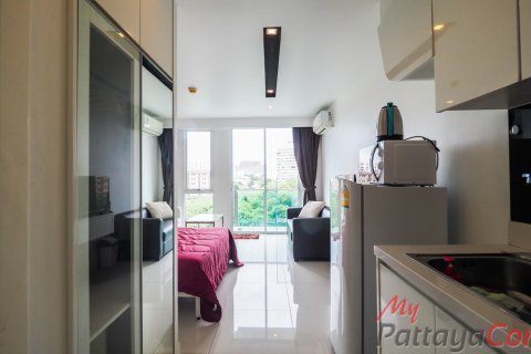 Studio dans le Condo à Bang Lamung, Thaïlande № 205277 - photo 2