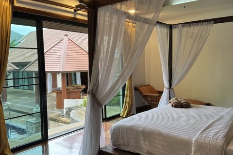 Вилла в Пхукете, Таиланд с 5 спальнями  № 140702 - фото 2