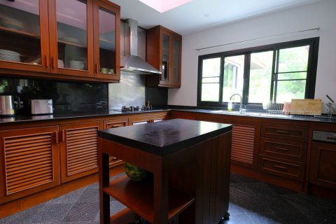 Вилла в Пхукете, Таиланд с 5 спальнями  № 140702 - фото 17