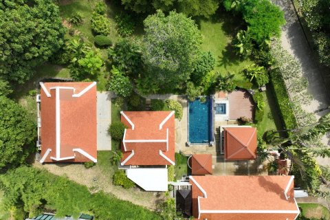 Вилла в Пхукете, Таиланд с 5 спальнями  № 140702 - фото 11