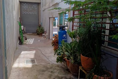 Дуплекс в Патхум Ване, Бангкок, Таиланд с 3 спальнями  № 140701 - фото 2