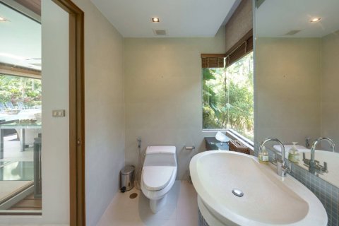 Maison à Ko Kaeo, Thaïlande 6 chambres № 180462 - photo 30