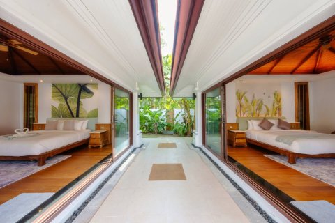 Maison à Ko Kaeo, Thaïlande 6 chambres № 180462 - photo 29