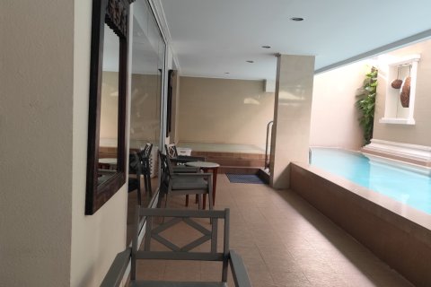 Studio in the Condo in Bang Rak, Bangkok, Thailand  № 152807 - photo 23