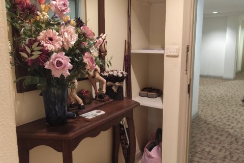 Studio in the Condo in Bang Rak, Bangkok, Thailand  № 152807 - photo 15