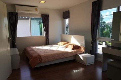House in Maha Sarakham, Thailand 3 bedrooms № 152812 - photo 4