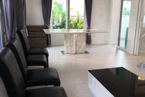 House in Maha Sarakham, Thailand 3 bedrooms № 152812 - photo 6